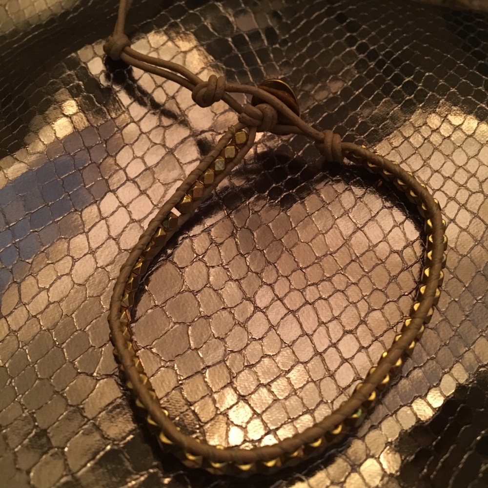 Nwot tan & gold single Chan luu bracelet